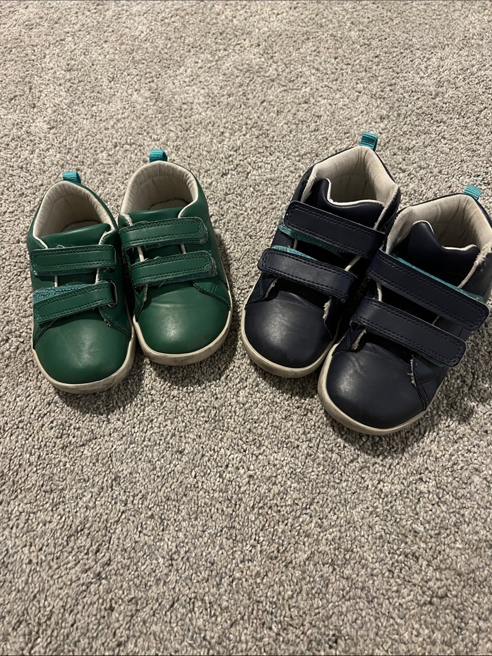 Set of Ten Little shoes: Kids Double-Strap Sneakers in Green and Navy